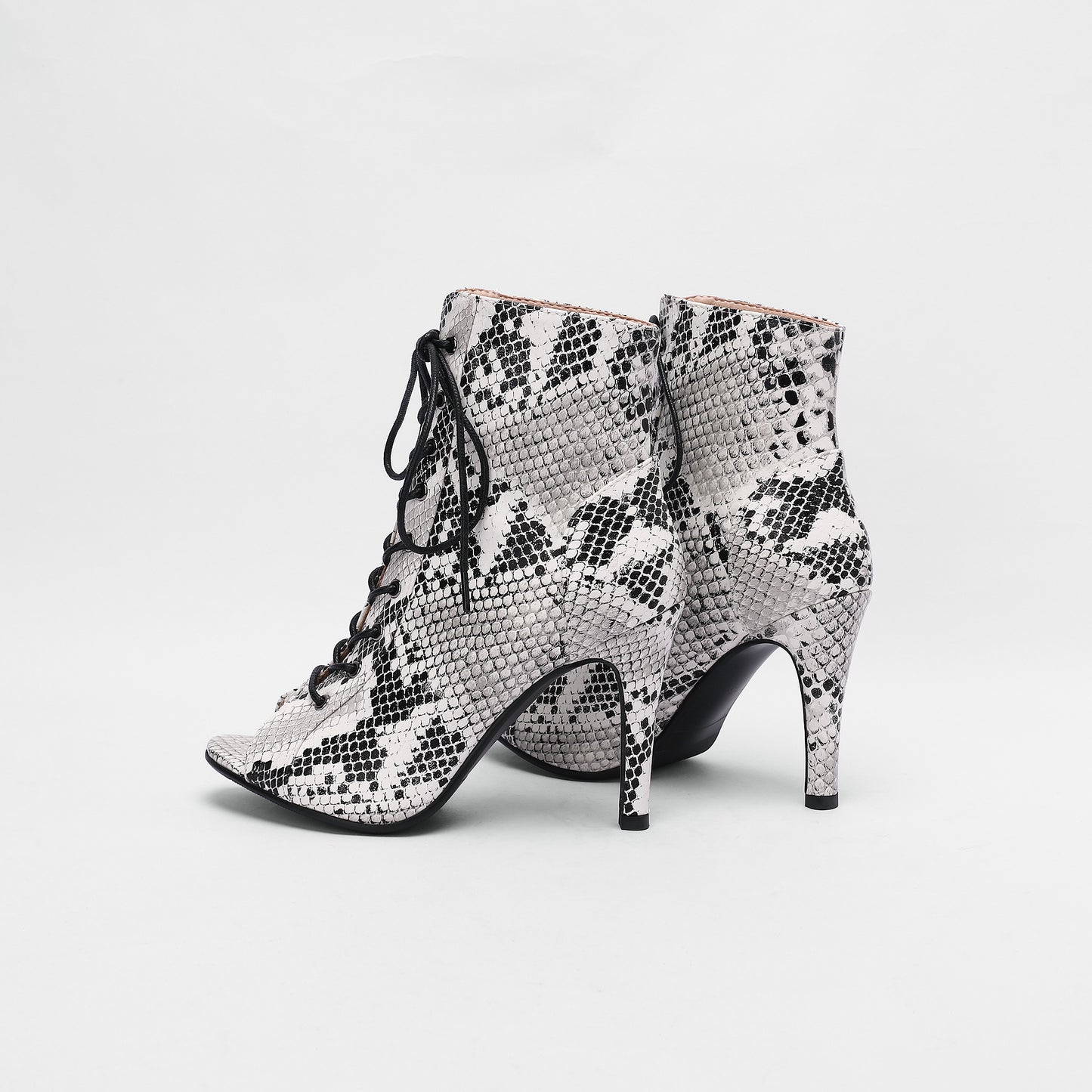 Serpentine fishmouth jazz dance heels dance shoes patent leather sexy stretch dancing booties