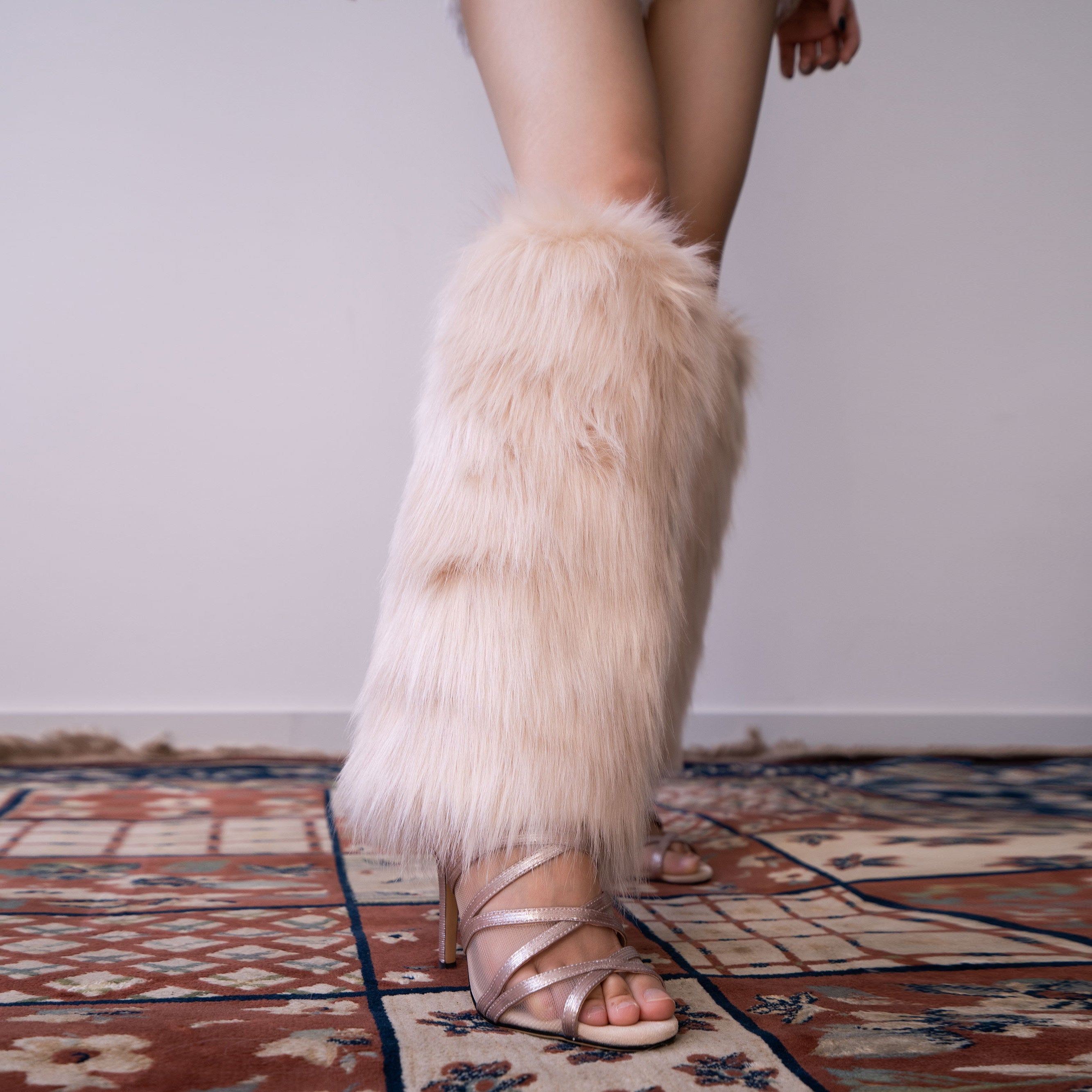 Heels boot cover furry leg cover y2k fox fur warm calf cover jk sock cover long hair imitation plush heel cover
